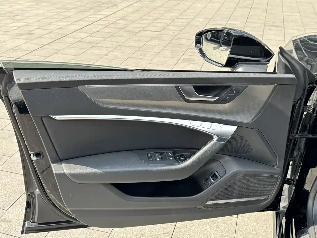 AUDI A7 2021
