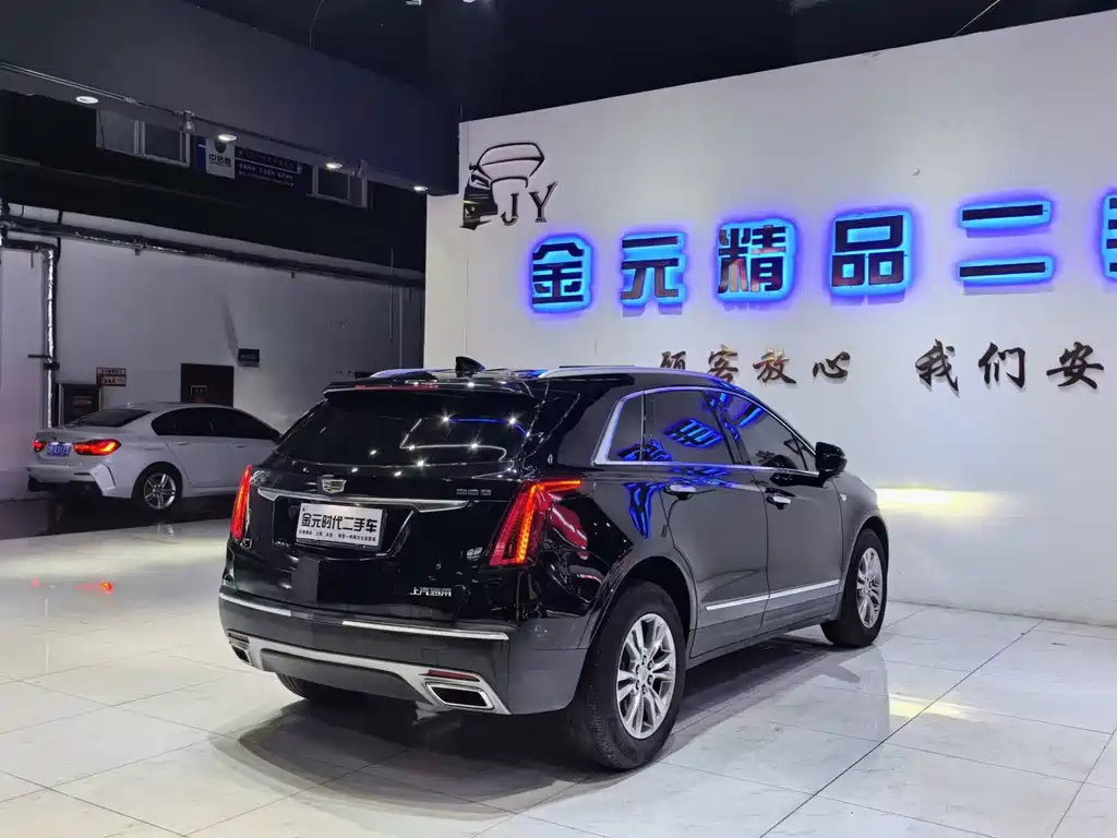 CADILLAC XT5 2022