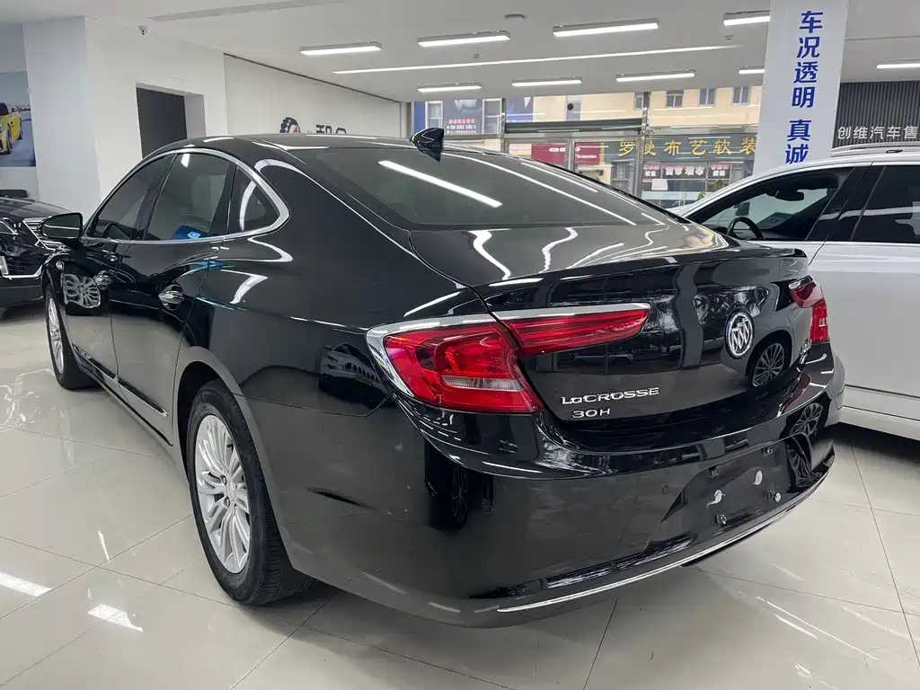 BUICK LACROSSE 2019