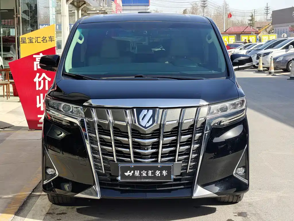 TOYOTA ALPHARD 2018