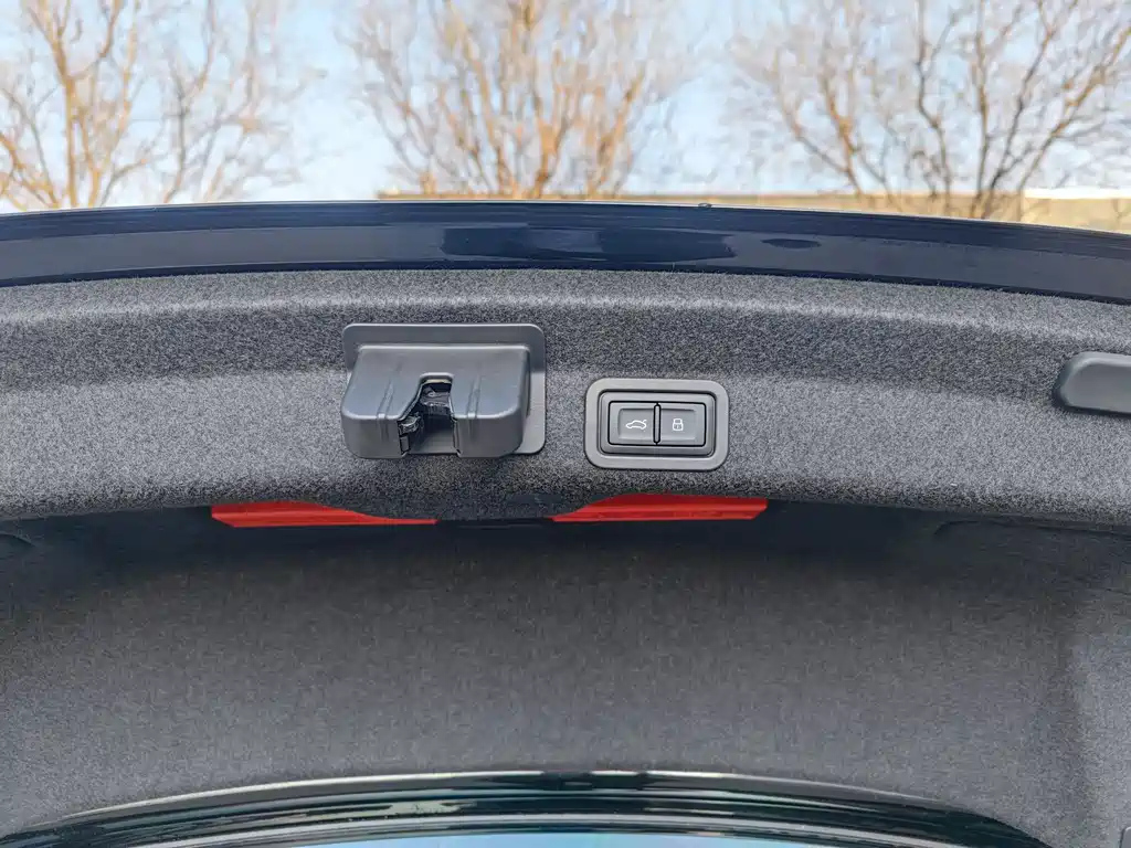AUDI A6L 2023