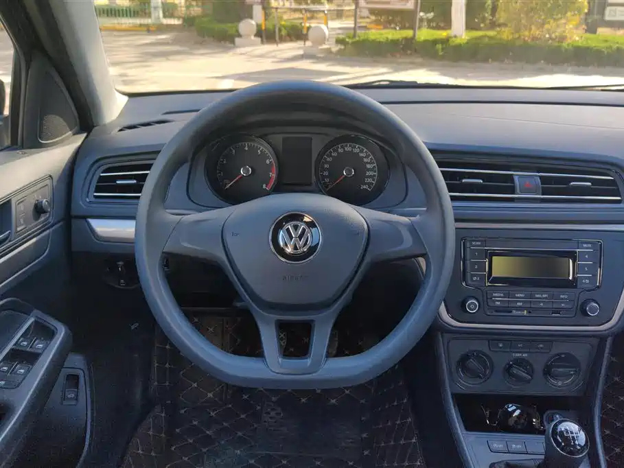 VOLKSWAGEN LAVIDA 2022