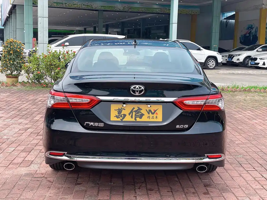 TOYOTA CAMRY 2024