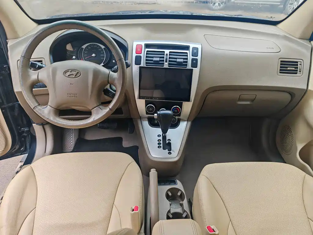 HYUNDAI TUCSON 2013