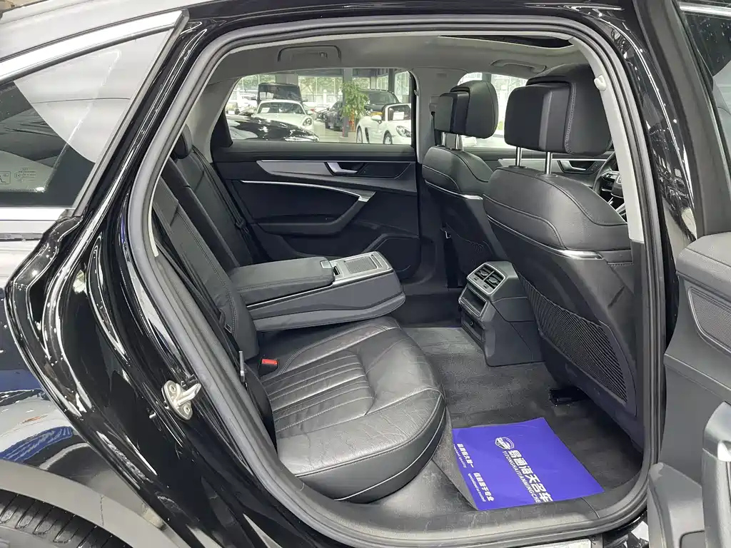 AUDI A6L 2021
