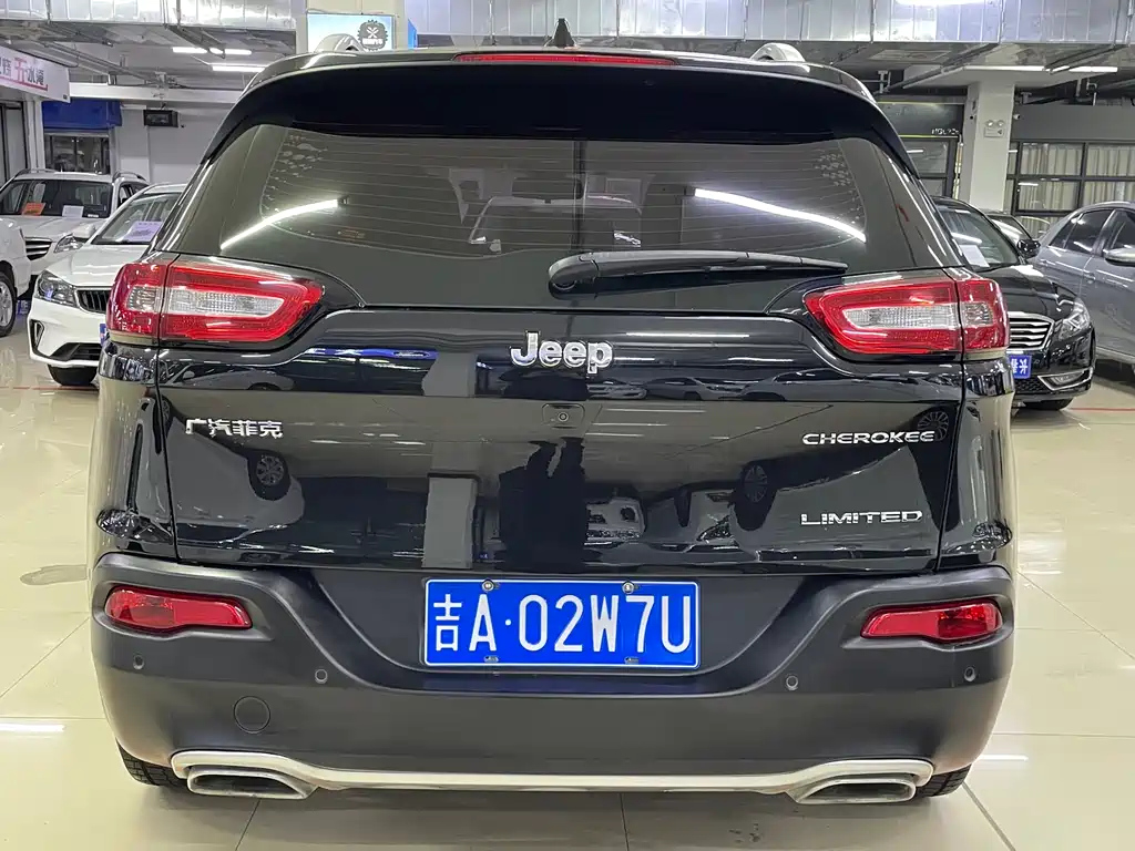JEEP CHEROKEE 2018