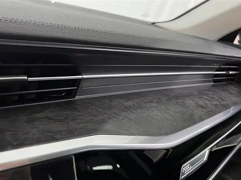 AUDI A6L 2022