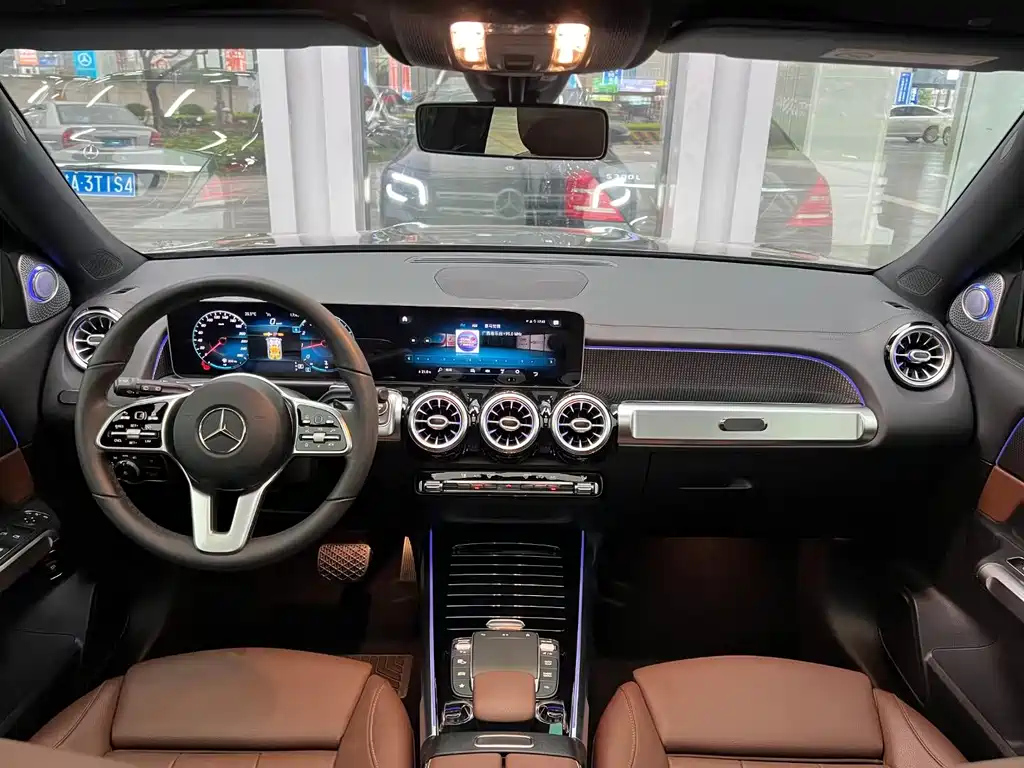 MERCEDES BENZ GLB 2020