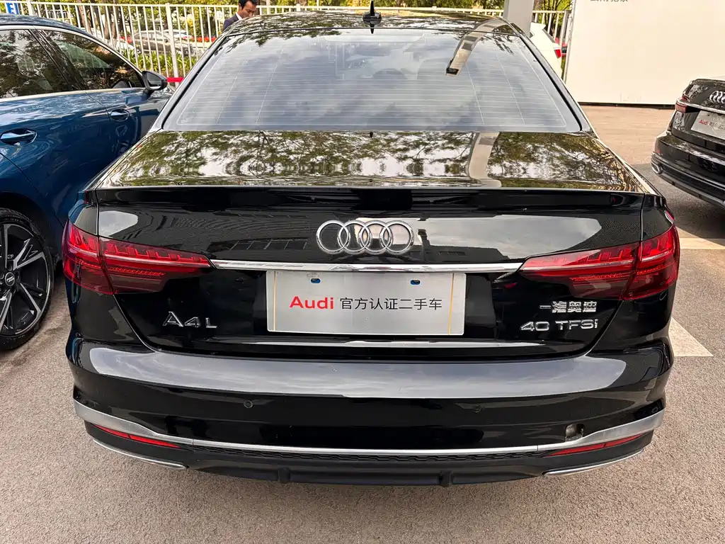 AUDI A4L 2021