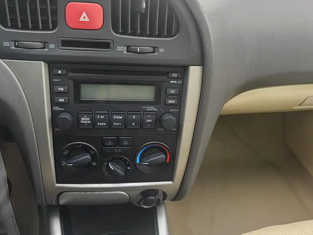 HYUNDAI ELANTRA 2011