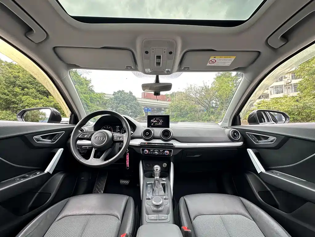 AUDI Q2L 2018