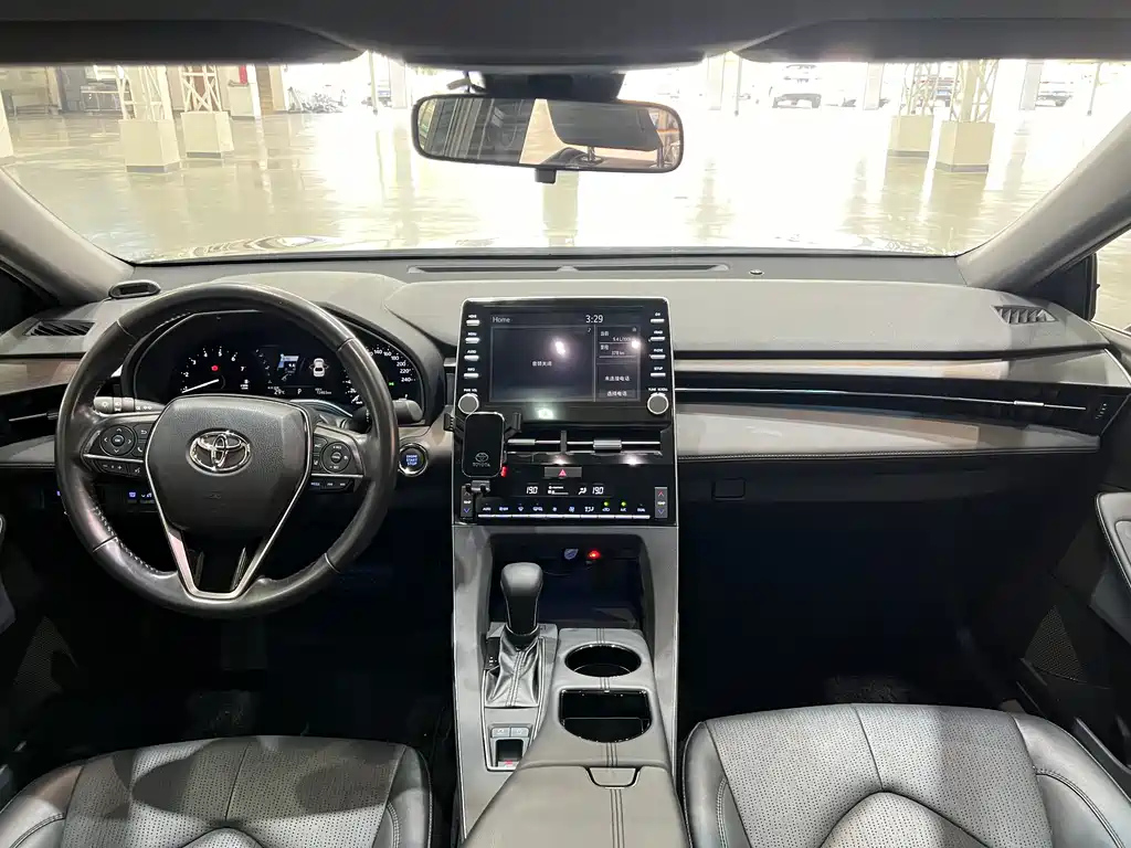 TOYOTA AVALON 2021