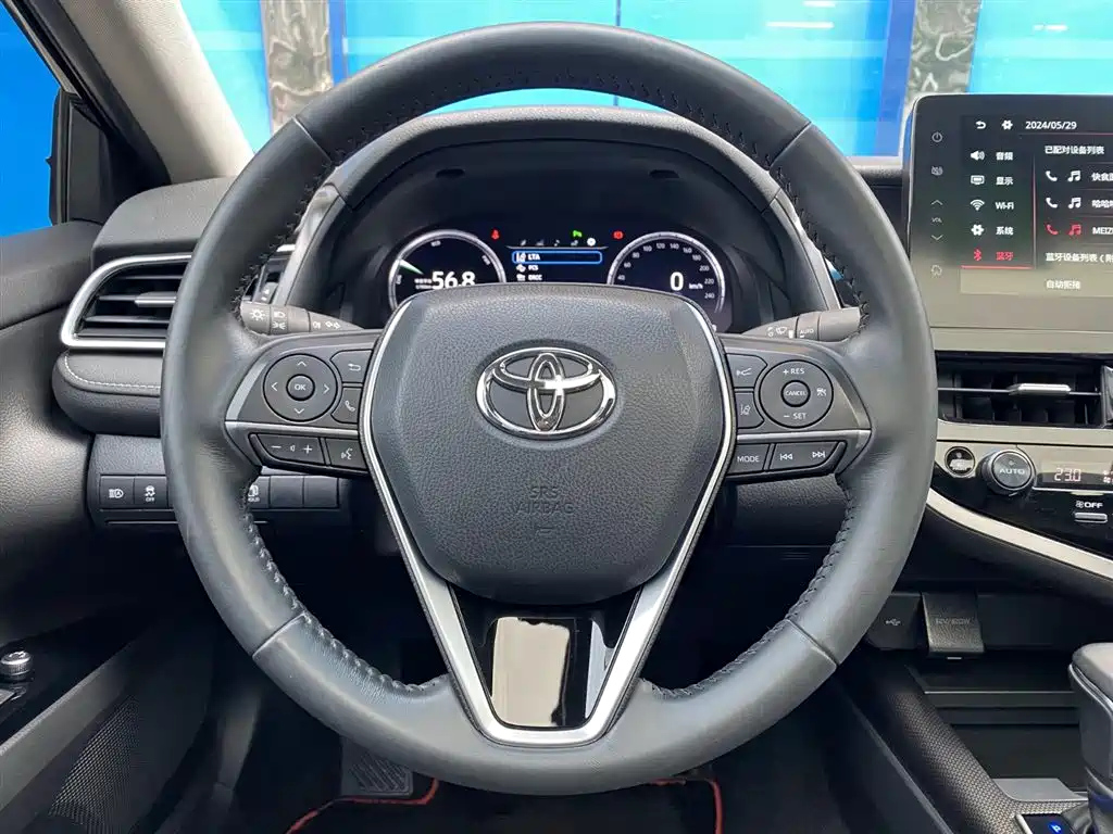 TOYOTA CAMRY 2022