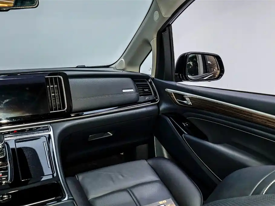 TRUMPCHI M8 2021