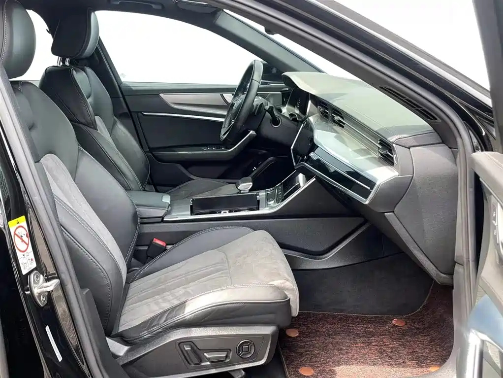 AUDI A6L 2021