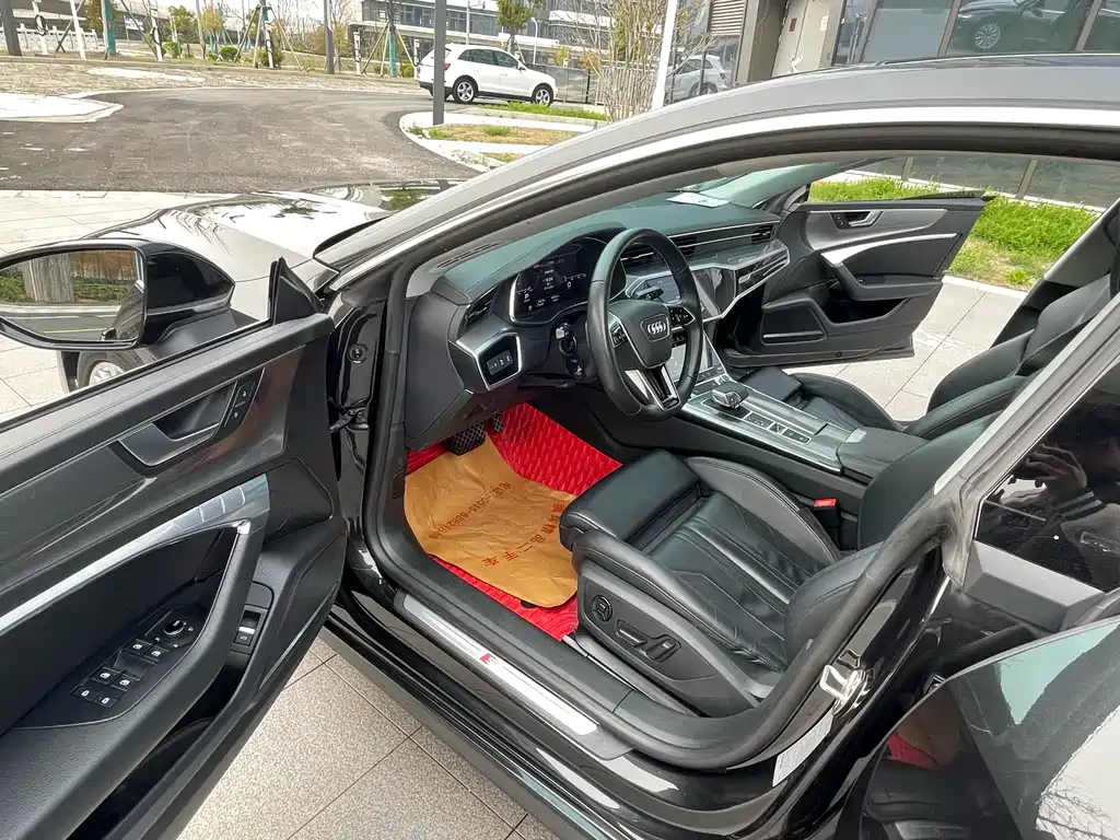 AUDI A7 2021
