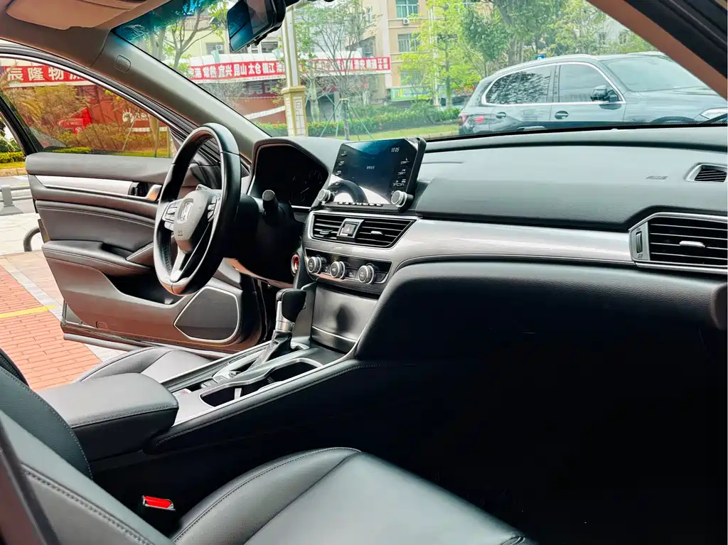HONDA ACCORD 2021