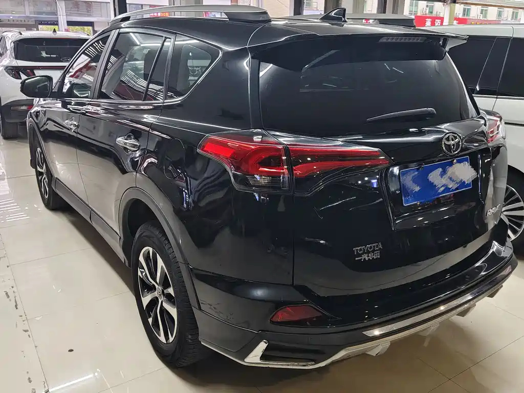 TOYOTA RAV4 RONGFANG 2018