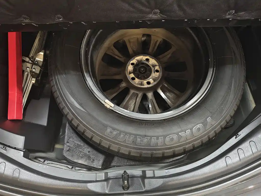 TOYOTA RAV4 RONGFANG 2018