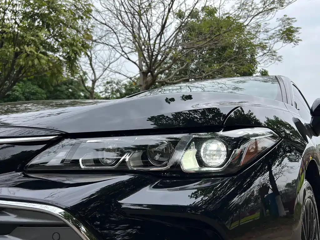 TOYOTA AVALON 2020