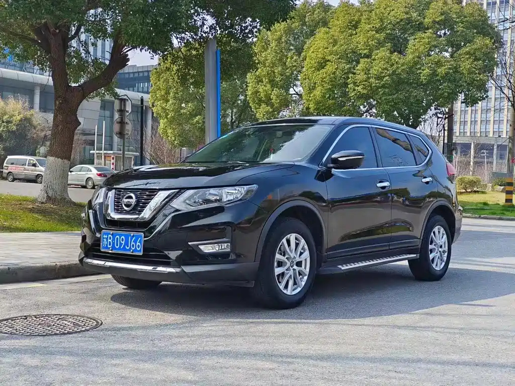 NISSAN X-TRAIL 2019