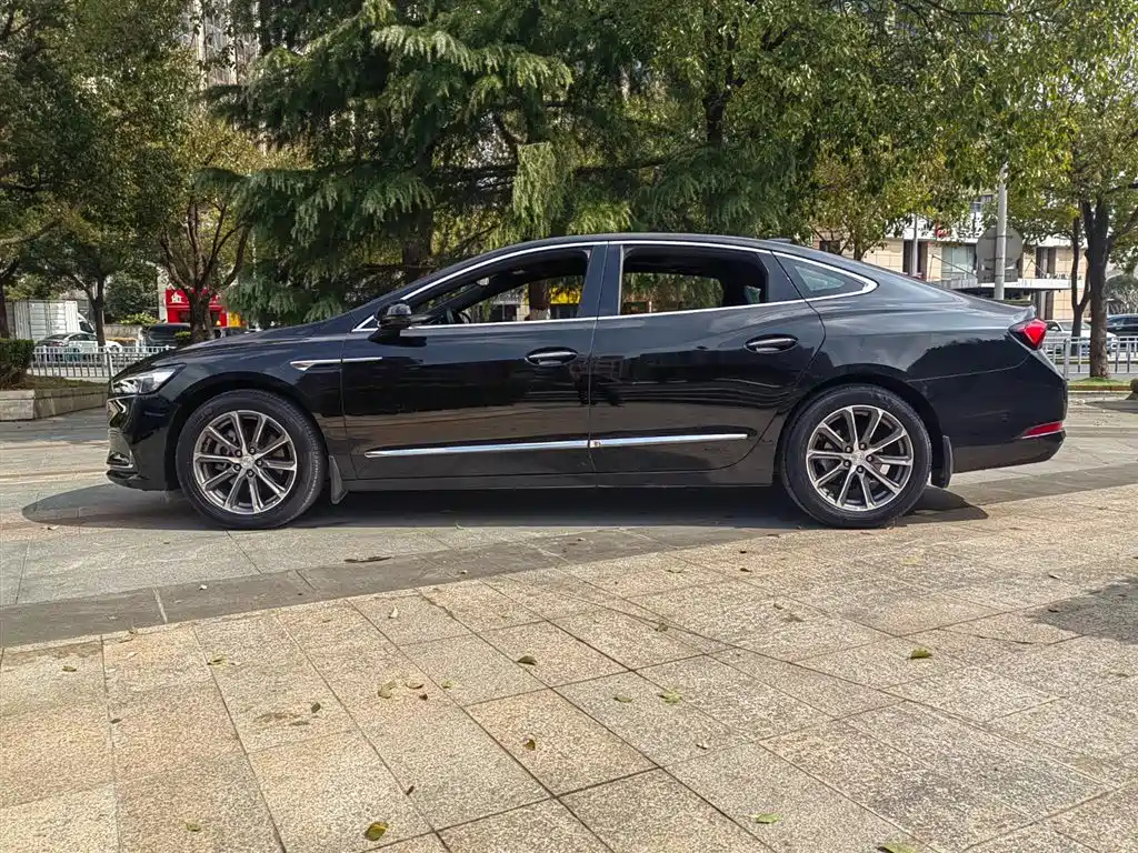 BUICK LACROSSE 2020