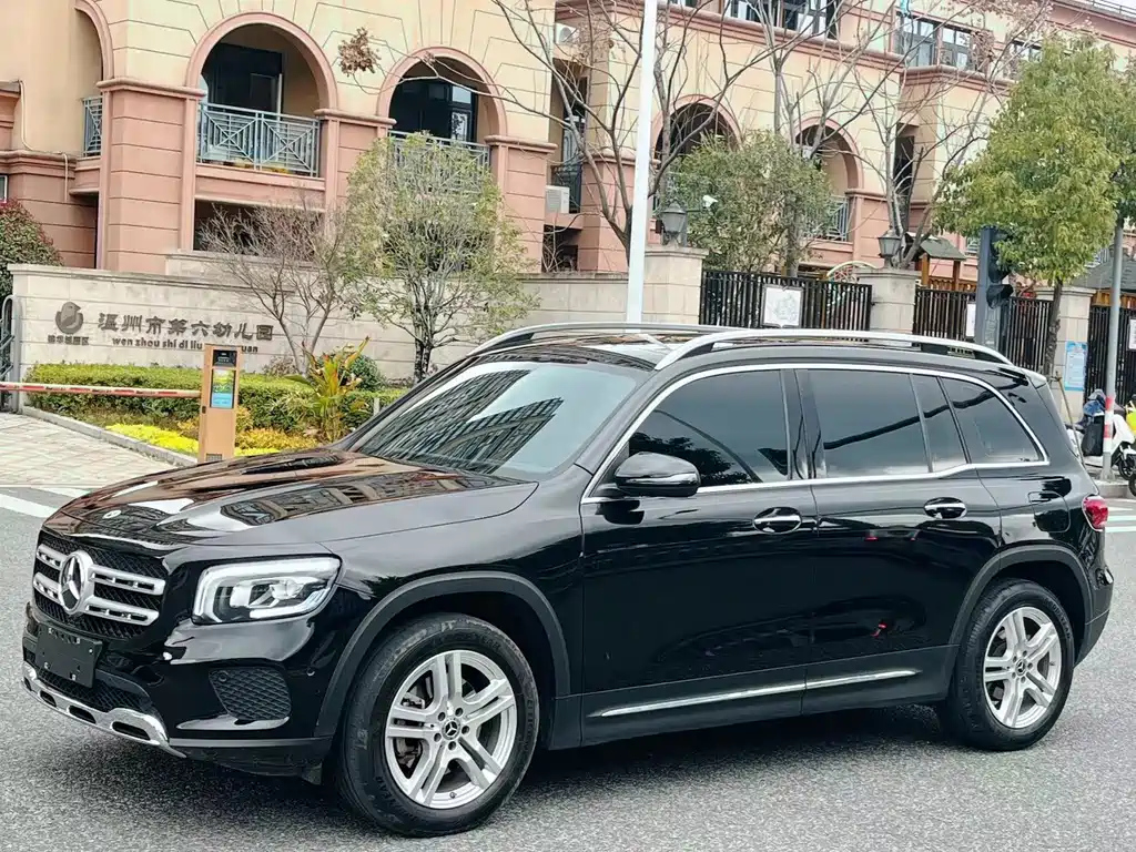 MERCEDES BENZ GLB 2022