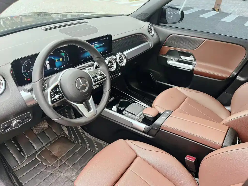 MERCEDES BENZ GLB 2022