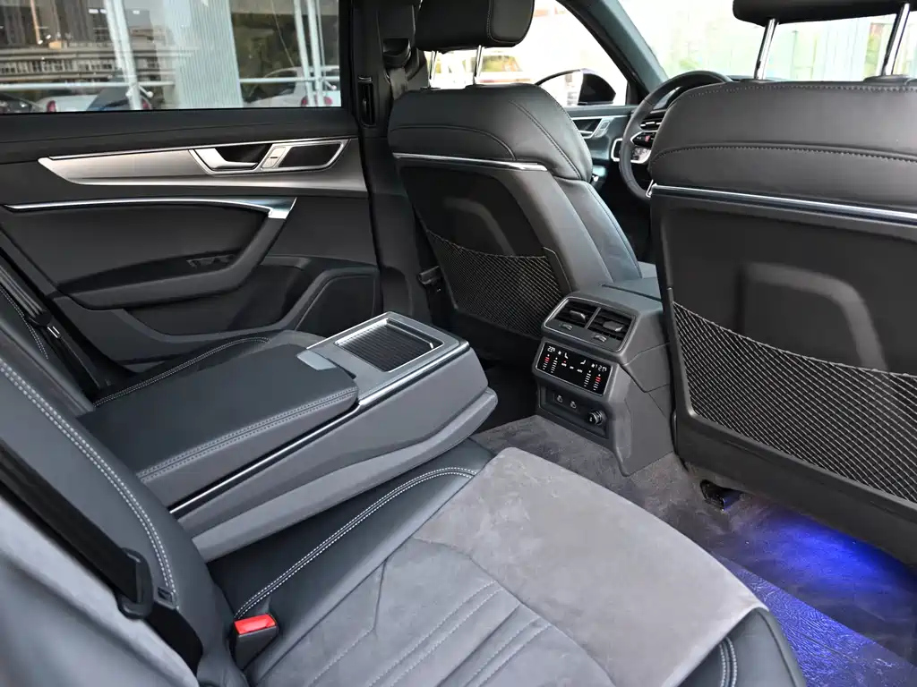 AUDI A6L 2023