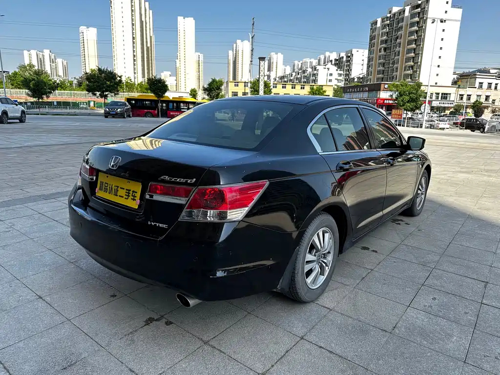 HONDA ACCORD 2011
