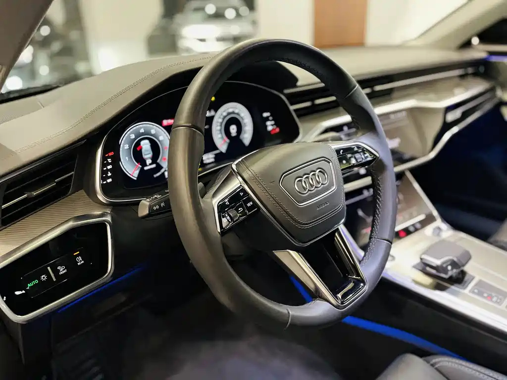 AUDI A6L 2021