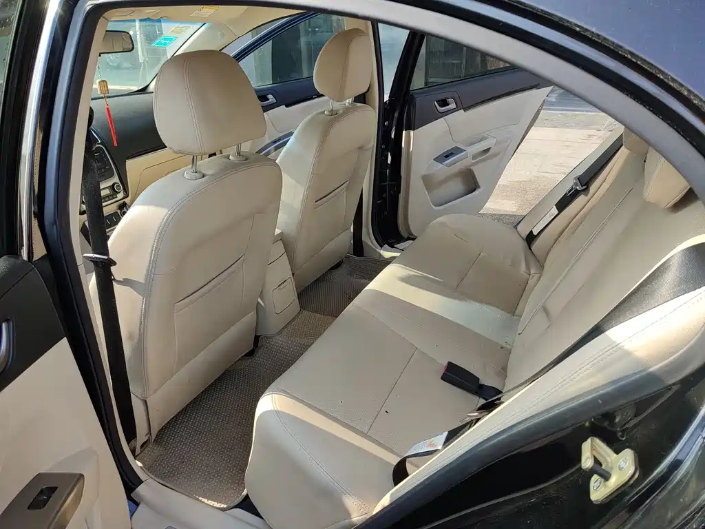 GEELY AUTO CLASSIC EMGRAND 2013