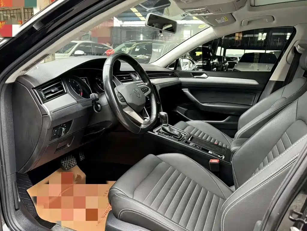 VOLKSWAGEN MAGOTAN 2020