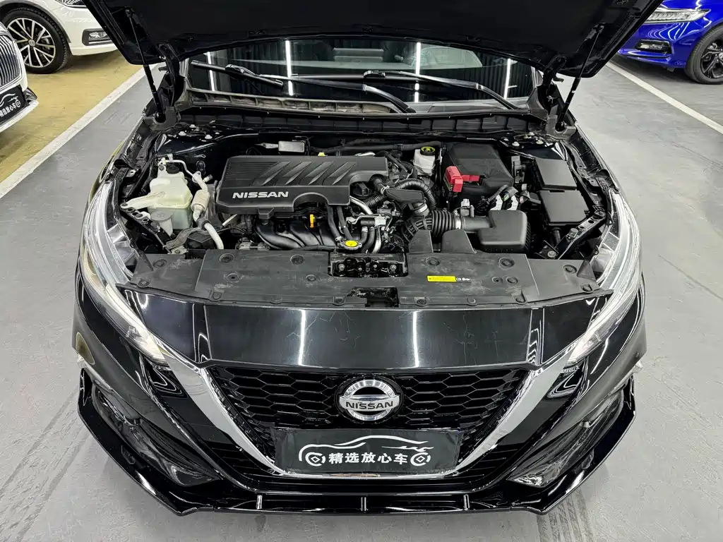 NISSAN TEANA 2019