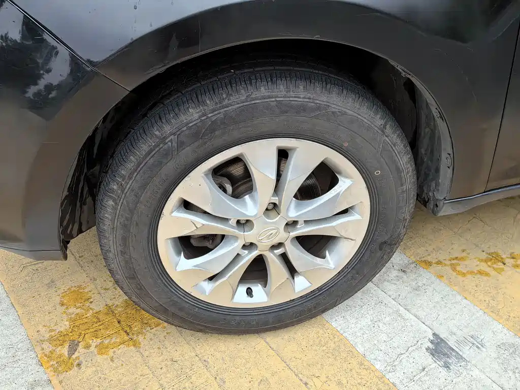LINDWIND X5 2015