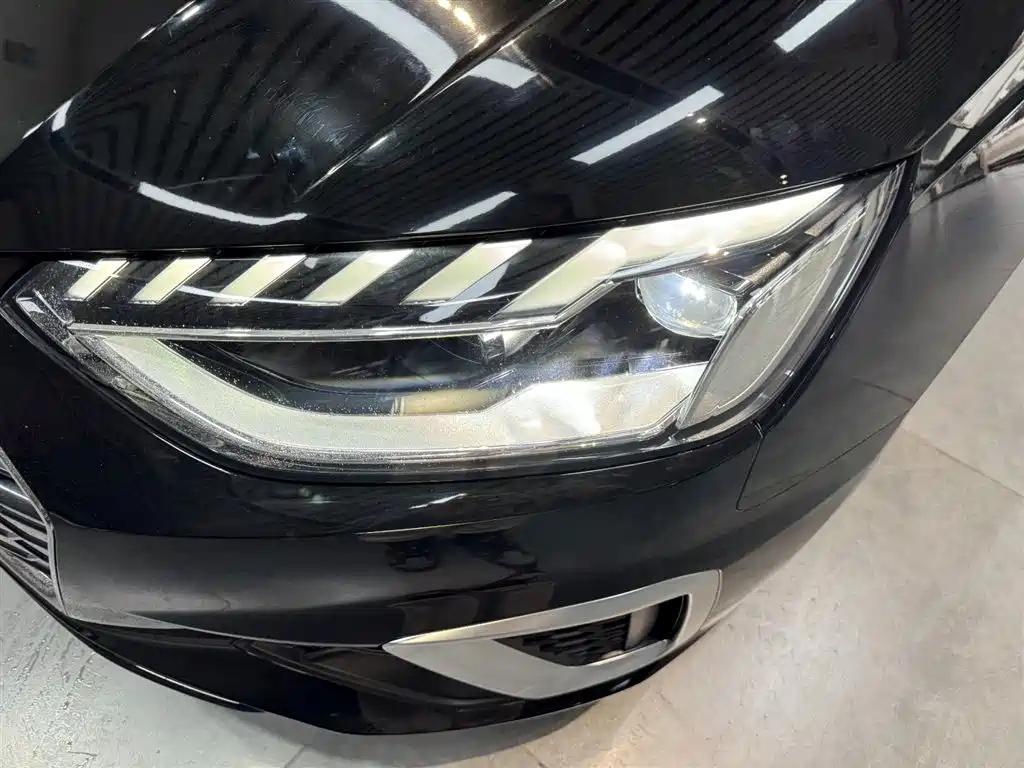 AUDI A4L 2022