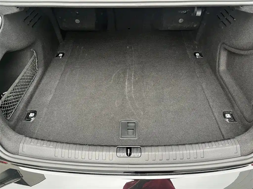 AUDI A6L 2021