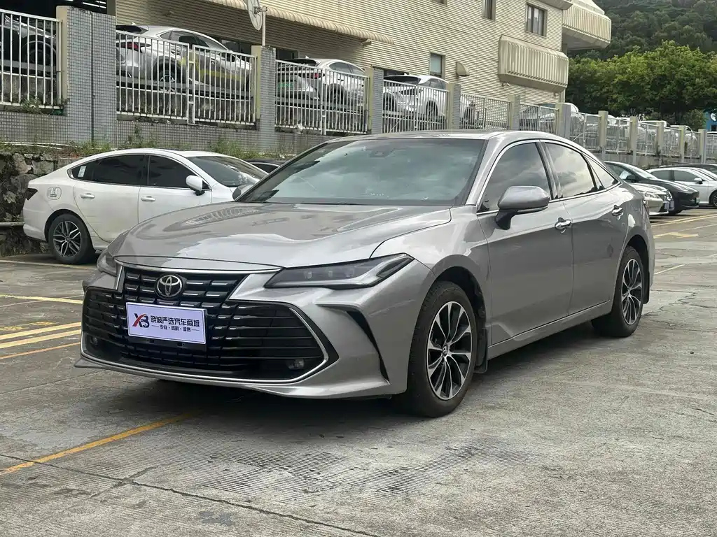 TOYOTA AVALON 2022