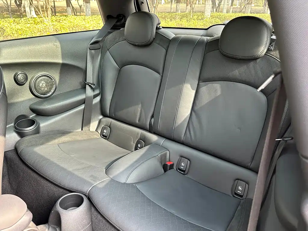 MINI JCW 2019