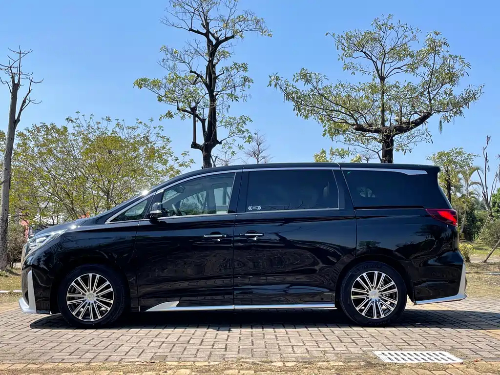 TRUMPCHI M8 2022