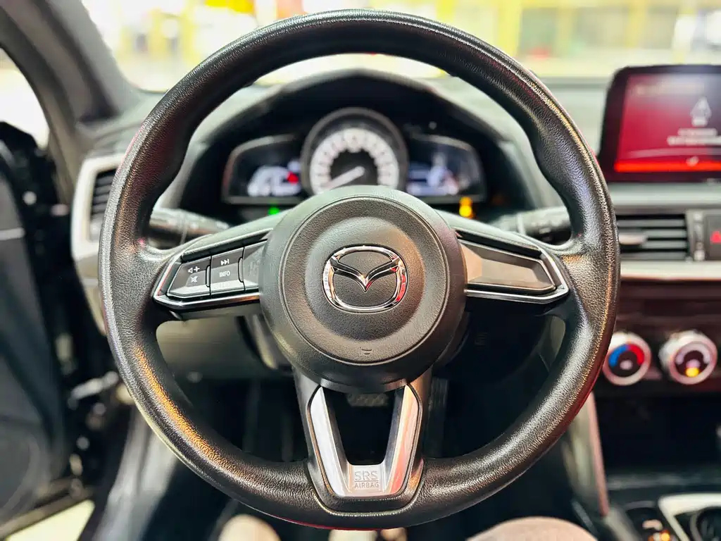 MAZDA CX-4 2019