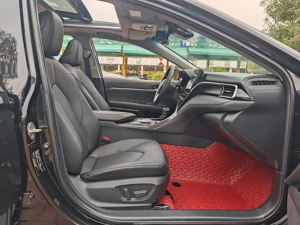 TOYOTA CAMRY 2022