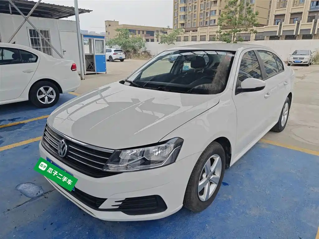 VOLKSWAGEN LAVIDA 2019