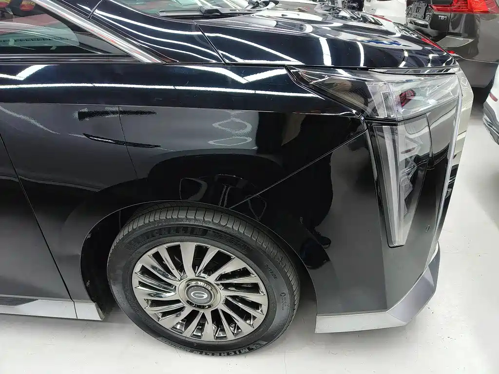 TRUMPCHI M8 2023