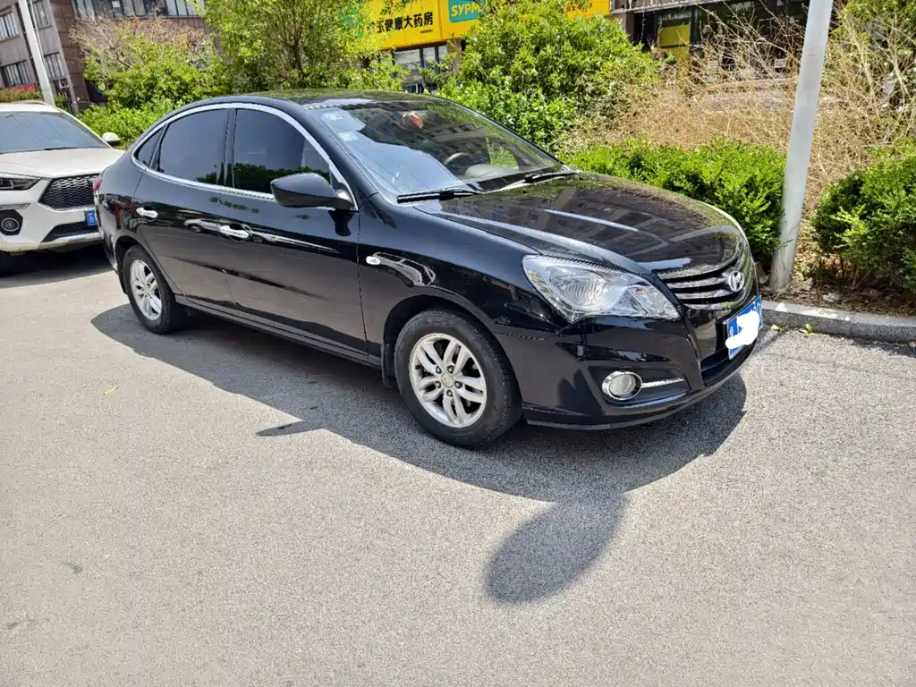HYUNDAI CELESTA 2013