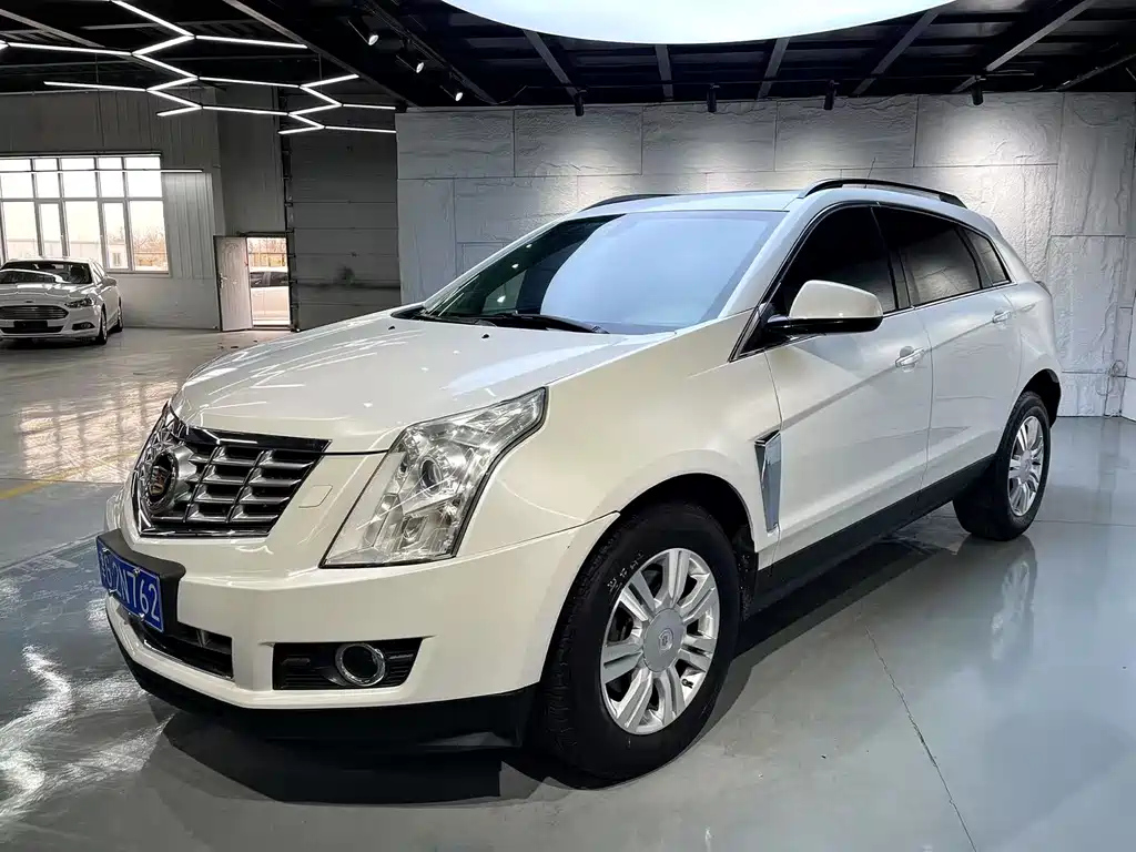 CADILLAC SRX
