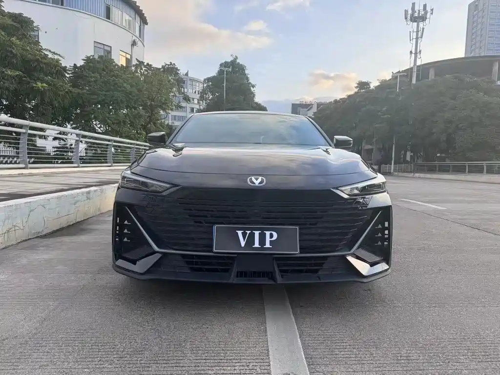 CHANGAN UNI-V 2023