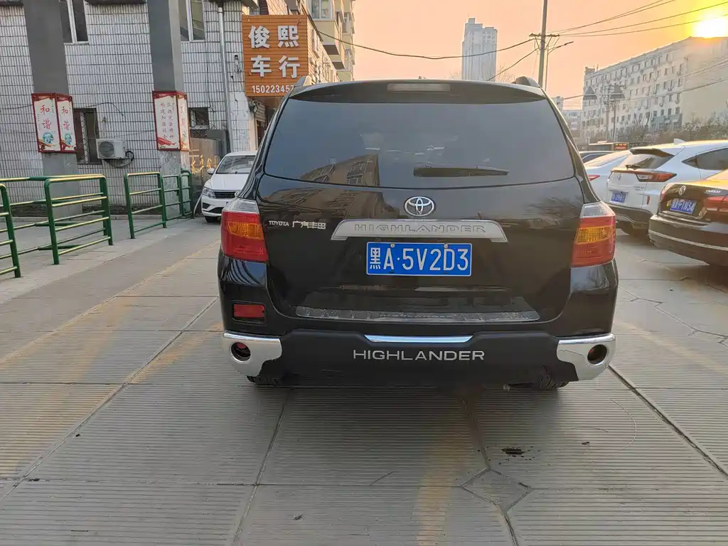 TOYOTA HIGHLANDER 2012