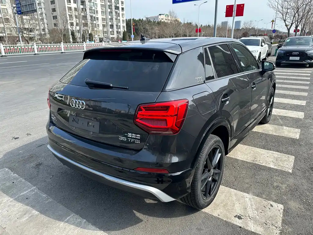 AUDI Q2L 2020