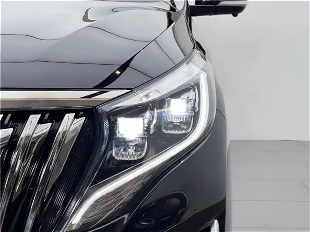 TRUMPCHI M8 2021